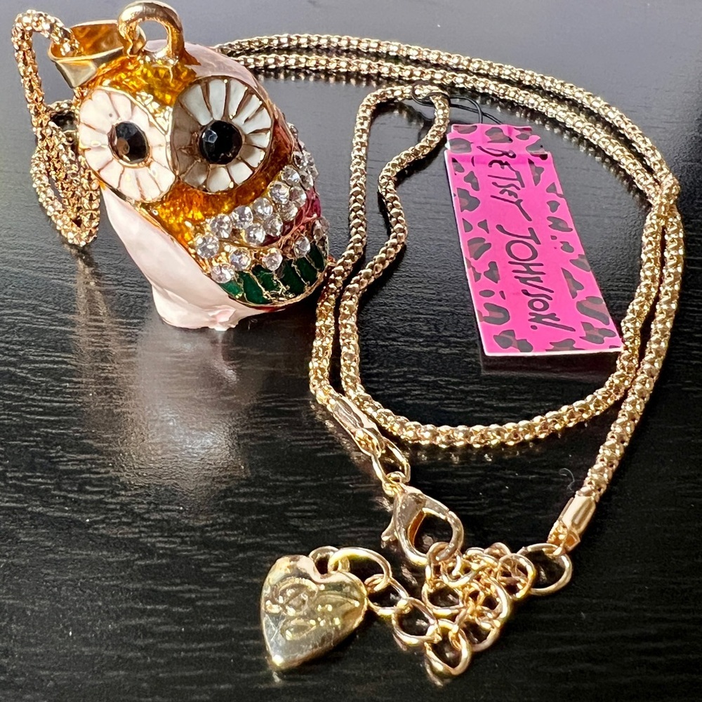 🦉 NWT! Owl Rhinestone & Enamel Necklace - Picture 9 of 9